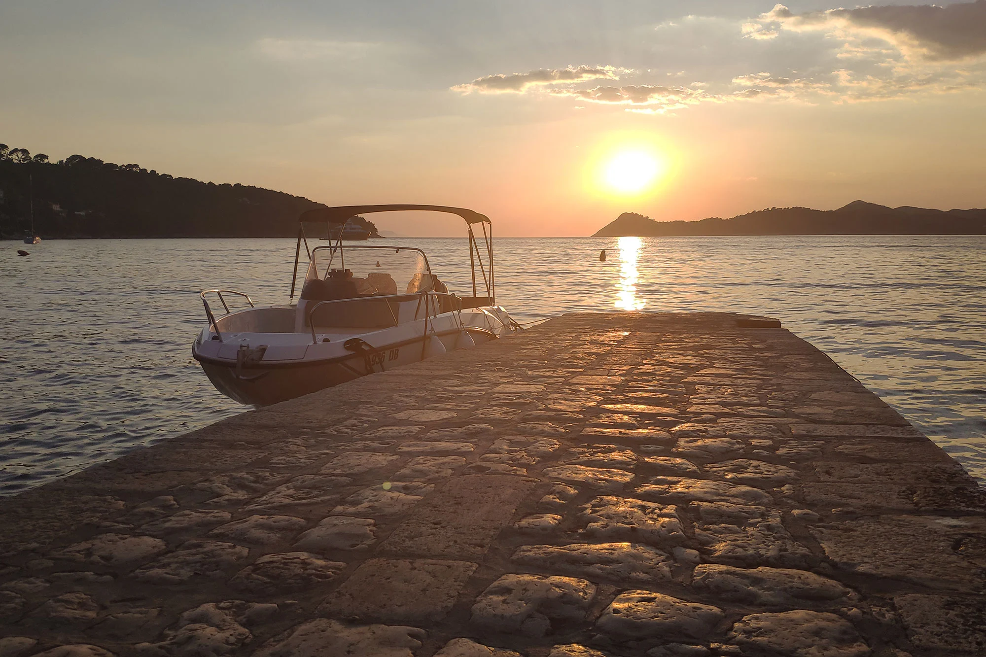 Dubrovnik Private Boat Tour - Romantic Sunset Experience
