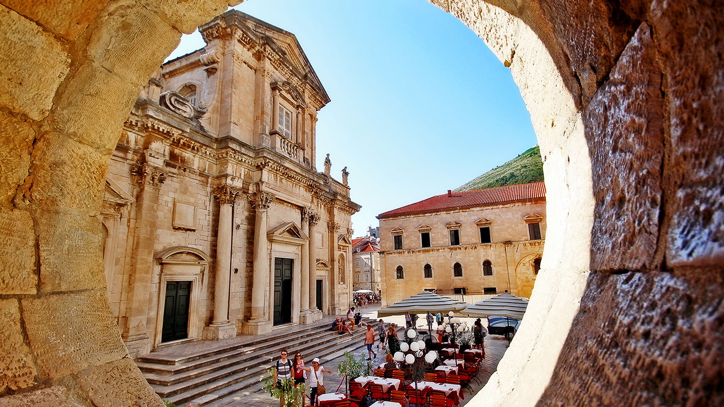 is-it-worth-booking-private-tour-in-Dubrovnik