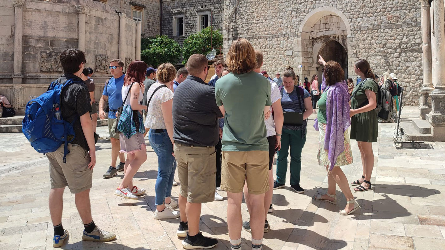 Local Guides Know What Most Tourists Miss